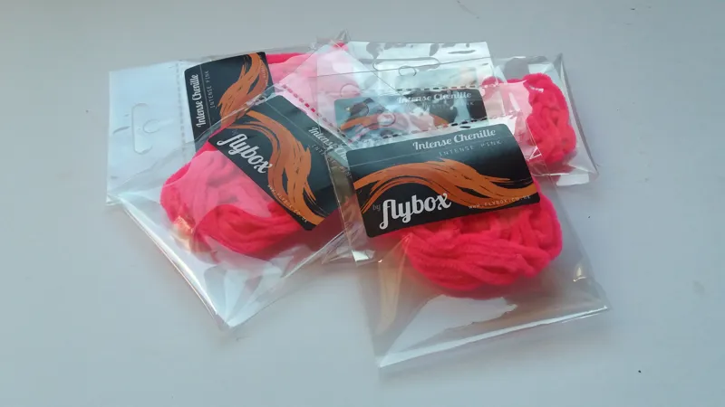 Flybox Intense Chenille in Intense Pink-1